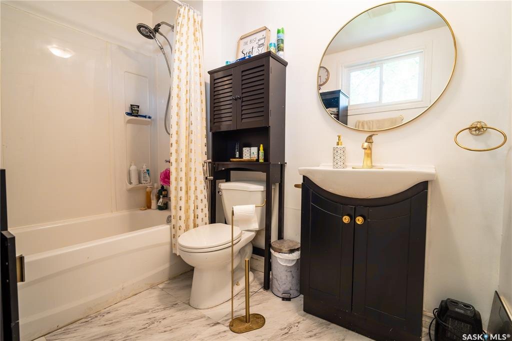 Public Open House, 本周六7月12日, 2-4PM, 1619 Lorne Ave 林与唐地产 - 4